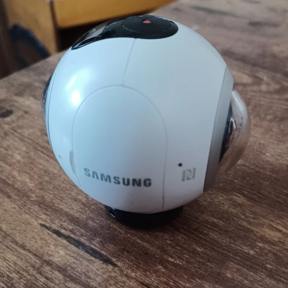 Samsung Gear 360 (Not Tested)